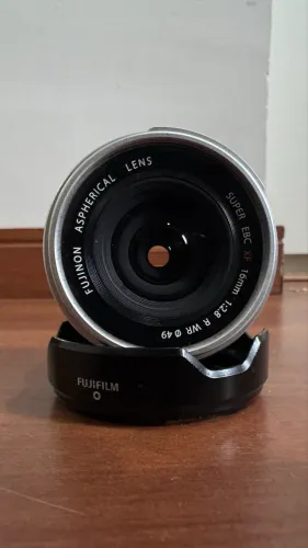 Lente Fujifilm xf16mm 2.8 prata em ótimo estado