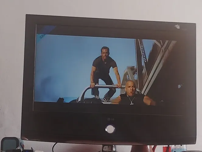 Televisão