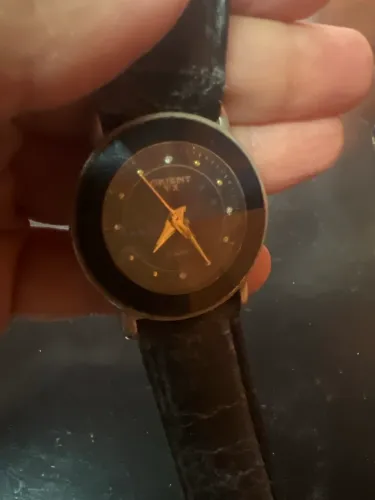 Relógio orient quartz clássico vintage