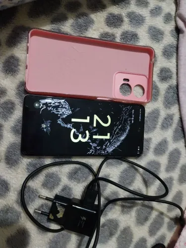 Vendo celular moto g24 4 ram todo horiginal nunca trocado nada