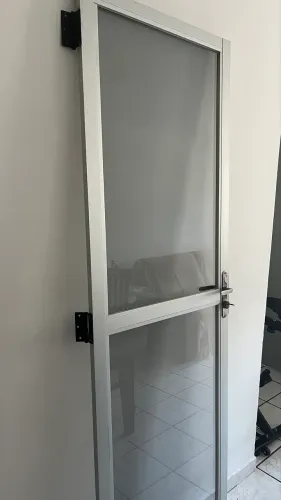 Porta De Alumínio Com Vidro Fosco 2,10x0,60 - Nova Sem Uso
