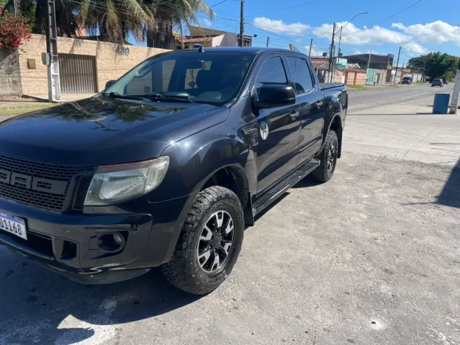 Ford Ranger XLS 2.5 16V 4X2 CD Flex 2013