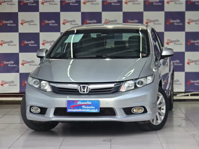 Honda Civic Sedan LXS 1.8/1.8 Flex 16V Aut. 4P 2013
