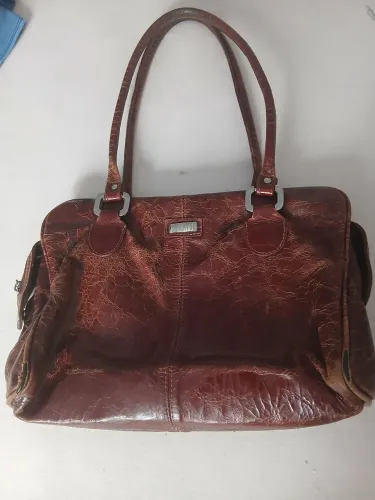 BOLSA DE OMBRO VINTAGE DE COURO LEGÍTIMO CRAQUELADO STELATUM 35cm x24 cm