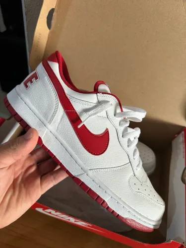 Tênis Nike Low