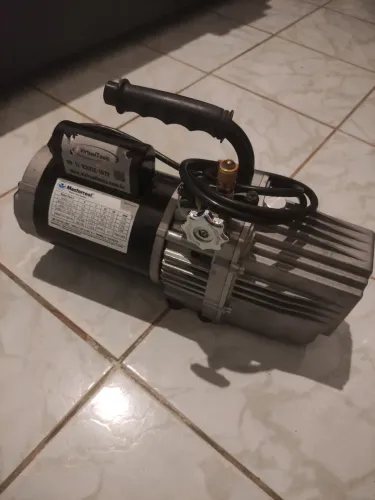 Bomba de vácuo Mastercool Elite Series 7,5 CFM