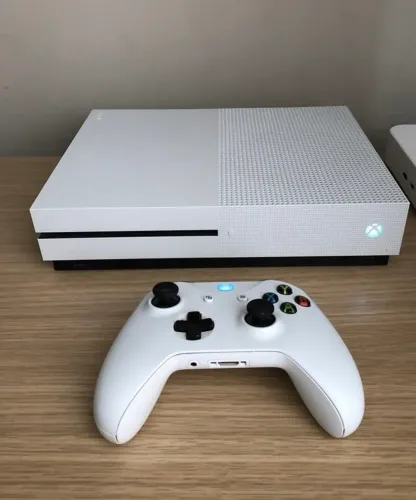 Vende-se Xbox one s 
