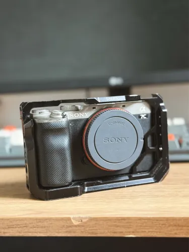 Câmera Sony A7C - Usada