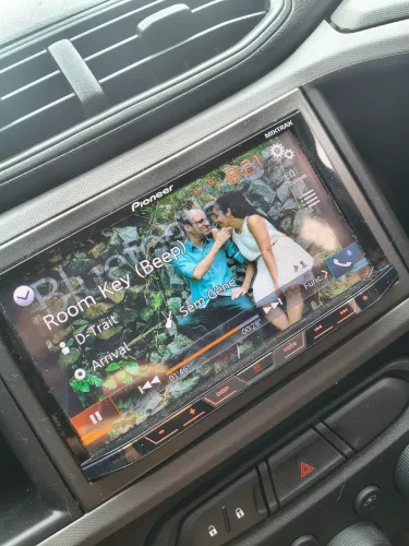 Multimídia pionner em perfeito estado! VENDA SO COM PROPRIO DONO aceito ofertas !