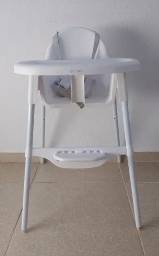 Cadeira de alimentação de bebê