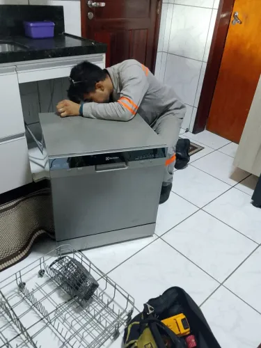 Serviços em lava louças 