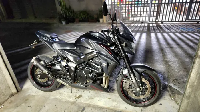 GSX-S 750