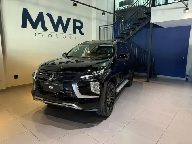 Mitsubishi Pajero Sport Legend Black 2.4 4X4 (die) Aut. 2025
