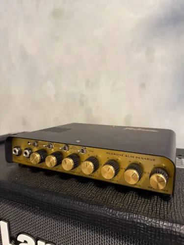 Amplificador Pedrone Slim Pegasus