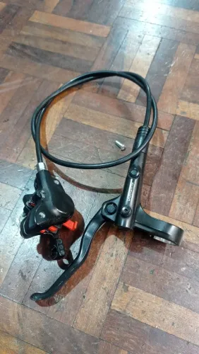 Freio dianteiro hidráulico MT 200