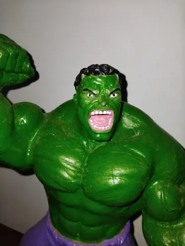 Hulk Tamanho 30 cm valor 250