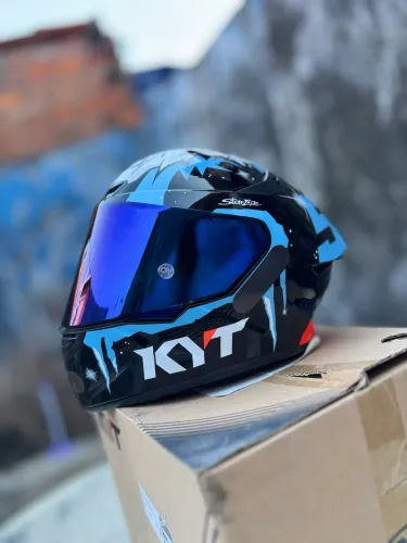 Capacete KYT TT Course Winter Test
