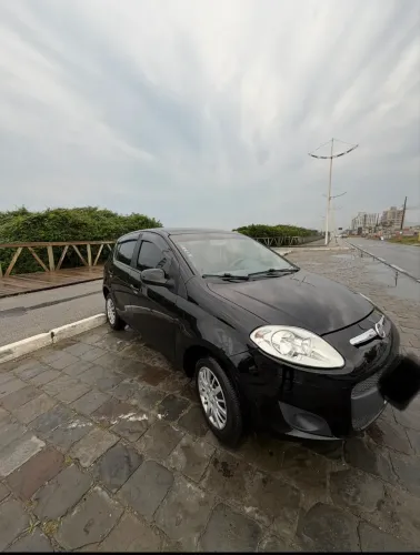 Fiat Palio Attractive 1.0 EVO Fire Flex 8V 5P 2013