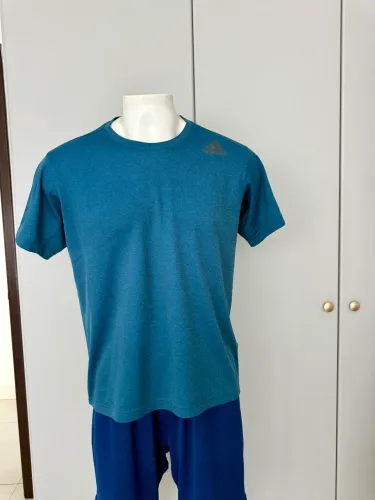 Camiseta Adidas