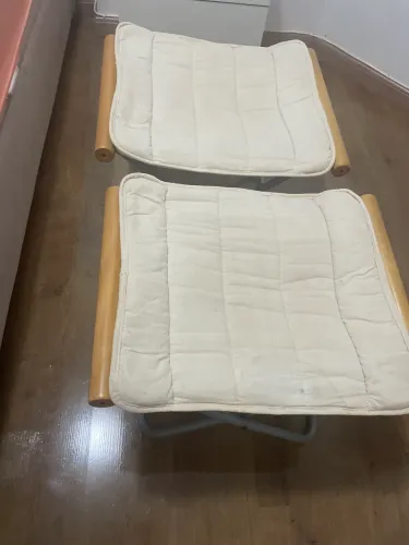 Duas banquetas 