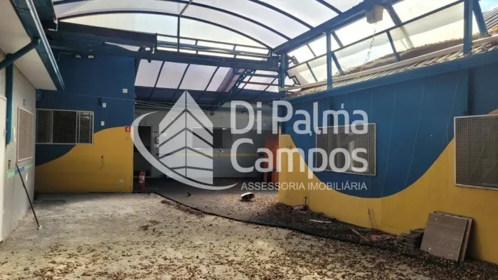 Casa comercial para locação 1.000m² no São Judas com 15 salas, 10 banheiros e 2 vagas