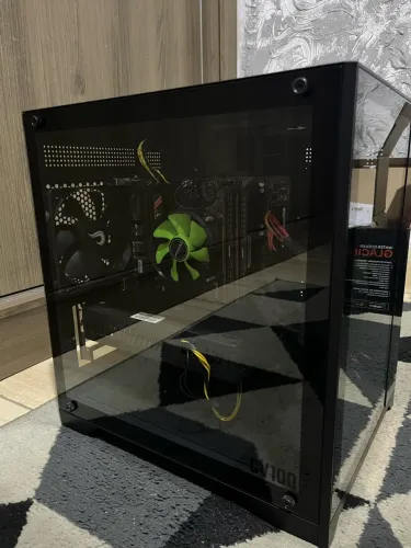 PC GAMER DE ENTRADA
