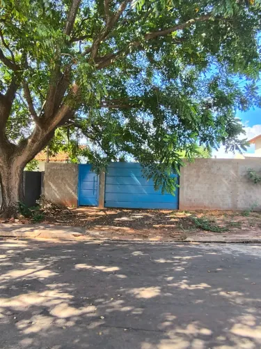 Imóvel para venda possui 15 metros quadrados em Coronel Antonino - Campo Grande - MS