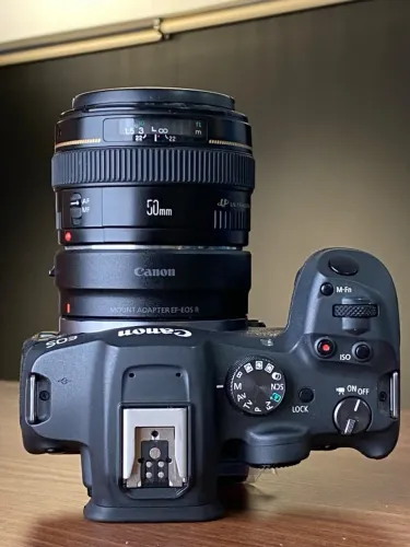 *Canon EOS R7 + Lente 50mm f/1.4 + Adaptador EF-EOS R | Excelente Estado*