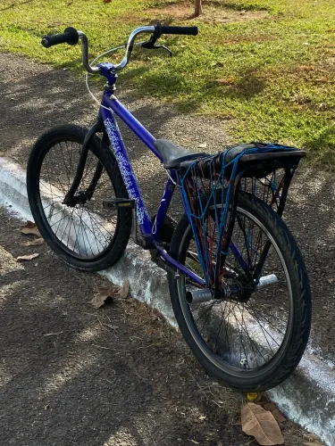 Vende-se montadinha aro 24