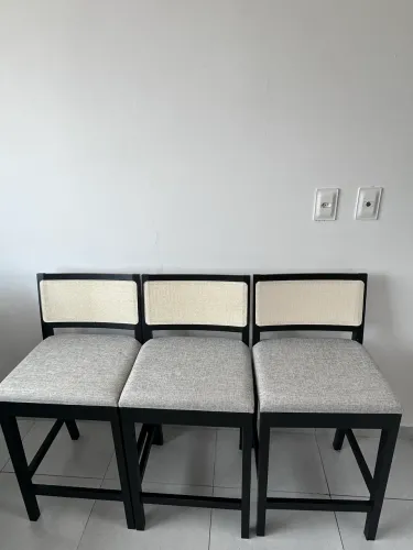3 Banquetas, Madeira maciça 