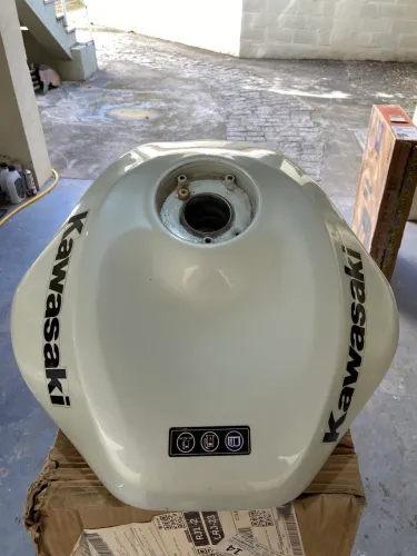 Tanque combustível Zx6r 2009 a 2020