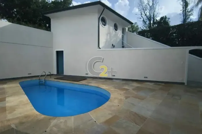 Sobrado para locação no Jardim Europa, 3 quartos, 3 vagas de garagem
