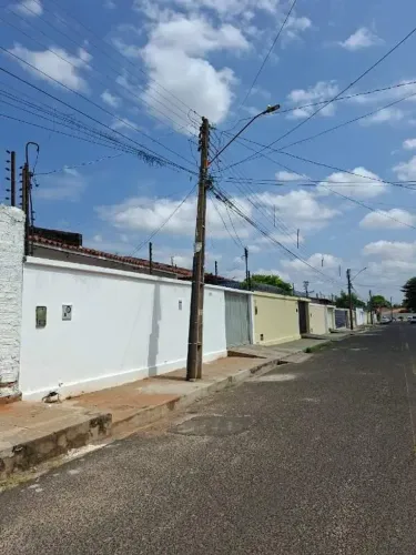 Casa à venda, 3 quartos, 2 vagas, Acarape - Teresina/PI