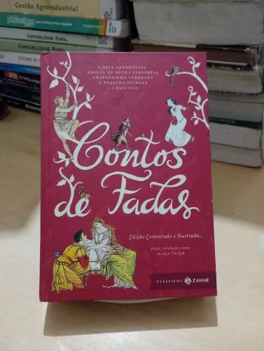 [Capa dura] Contos de fadas: a bela adormecida, branca de neve, cinderela