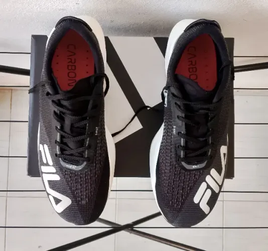 Fila racer carbon 3 N. 38 (Semi novos!)