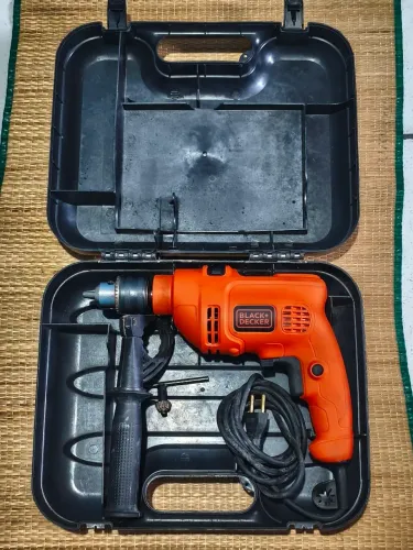 Furadeira Black Decker