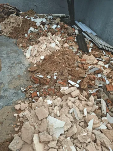 Doação de entulho para retirar 
