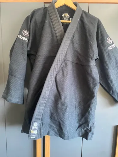Kimono Atama JiuJitsu