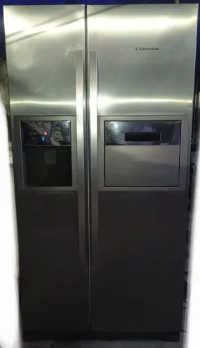Side Bay side Electrolux inox 504 litros.