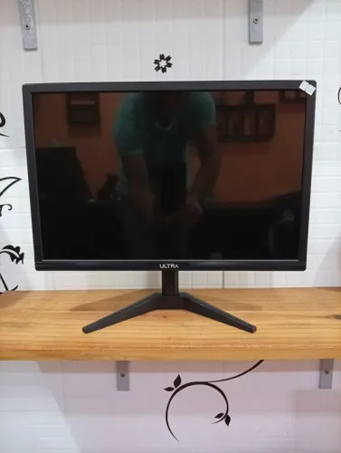 MONITOR 20 POLEGADAS LED COM HDMI