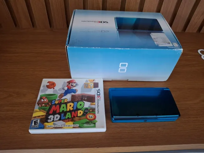 Nintendo 3DS Verde Aqua desbloqueado, completo na caixa e super mario 3d land original