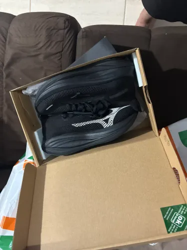 Tênis de Corrida - Mizuno Neo Vista 3