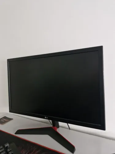 Monitor LG Ultragear 24" 144Hz, Full HD, 1ms