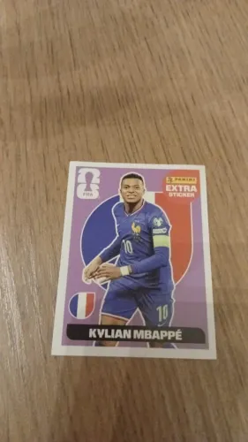 Figurinha Legend Kylian Mbappé Bordô