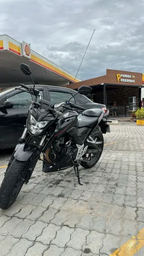 CB 300F 2023