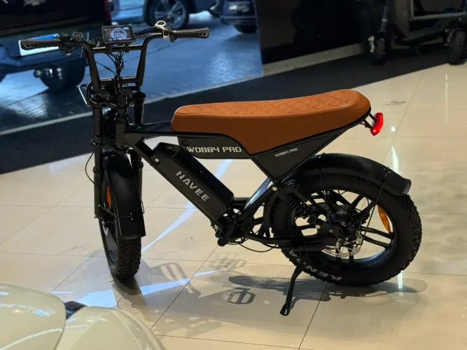 Bike elétrica NAVEE até 120km de autonomia