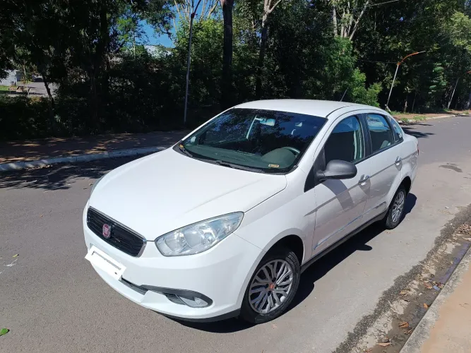 Fiat Grand Siena Attractive 1.0 Flex 8V 4P 2019