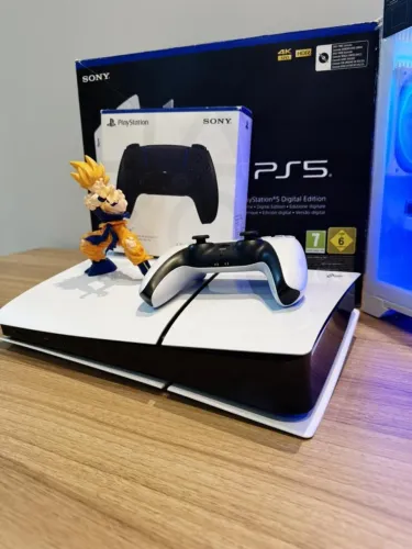 PLAYSTATION 5 SLIM 1 TERA C/ DOIS CONTROLES / ACEITO TROCAS 