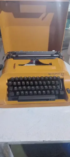 Maquina de datilografia 