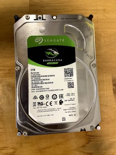HD INTERNO SEAGATE BARRACUDA 2TB ST2000DM008 ? 3,5? ? SATA ? 7200 RPM